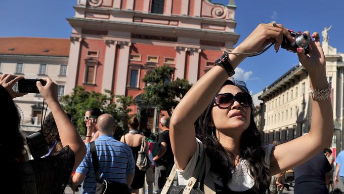 Le 43 zavezancev je za nazaj prijavilo oddajanje prenočišč turistom