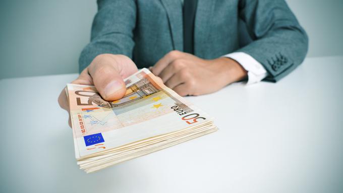 V času katere vlade se je Slovenija najbolj zadolžila