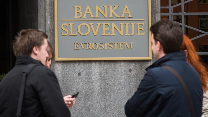 Razkrivamo zaupno poročilo: kdo je kriv za nemoteno pranje denarja v bankah