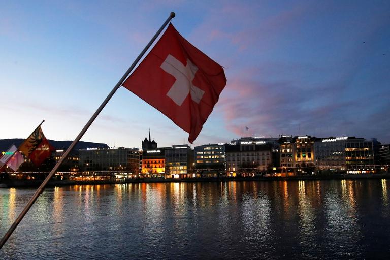 Švicarji na referendumu o reformi finančnega sistema