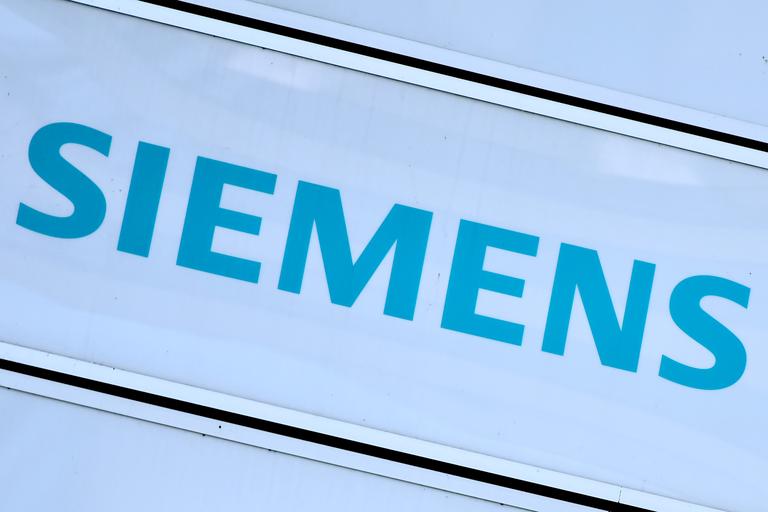 Siemens v četrtletju z nižjim dobičkom