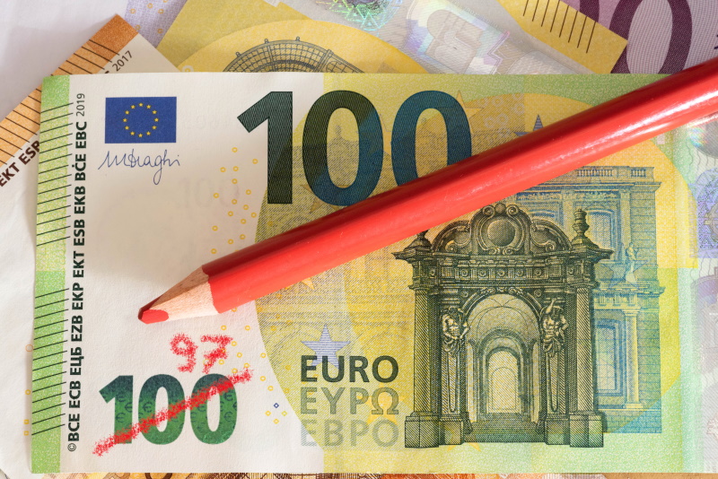 Nemčija z rekordno inflacijo v zadnjih 27 letih