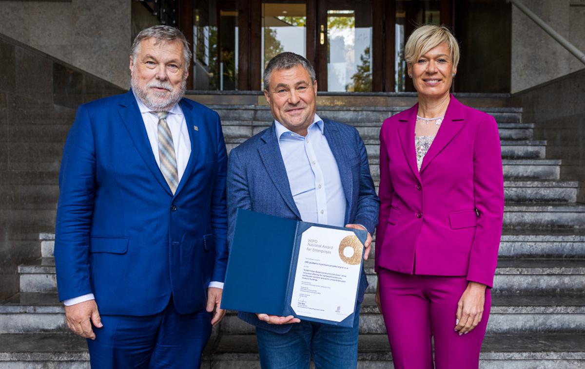 Slovenski raziskovalci razvili način za pridobivanje redkih zemelj iz odpadnih magnetov