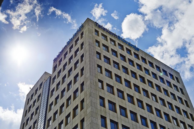 Se bo privatizacija Telekoma Slovenije nadaljevala?