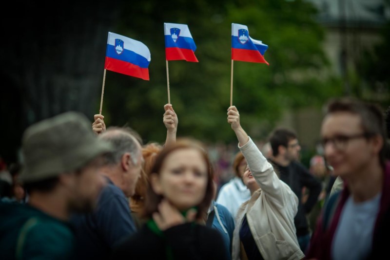 Kako smo Slovenci zadovoljni z življenjem?