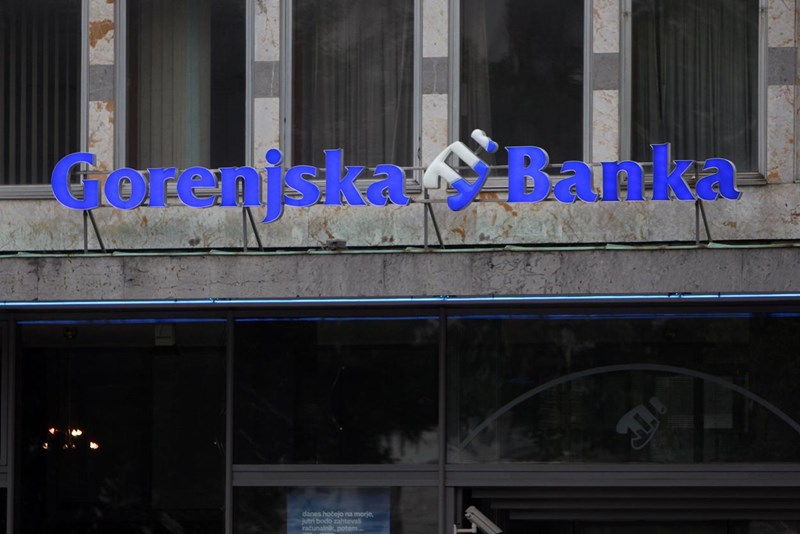 AIK banka do deleža v Gorenjski banki