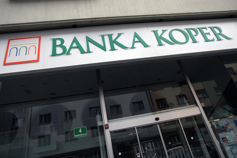 Katere banke so podražile svoje storitve