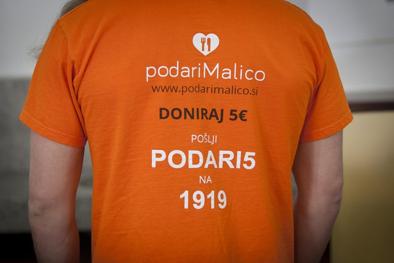 Slovenci smo med najbolj dobrodelnimi na svetu