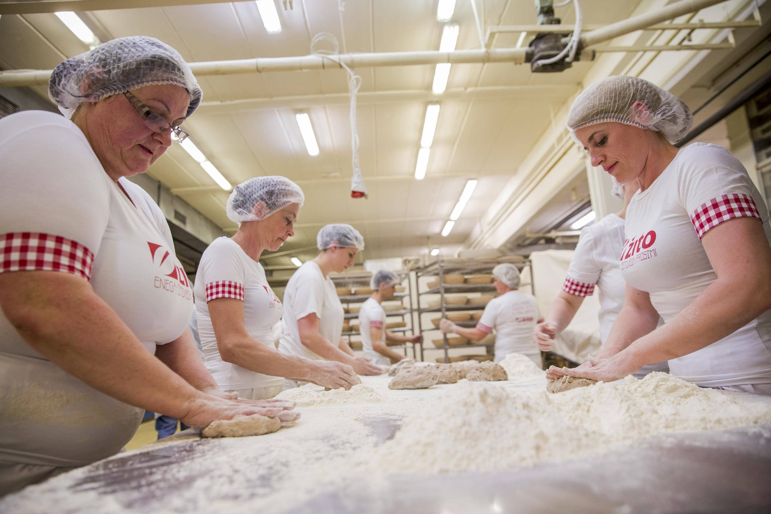 Kaj se dogaja z Žitom pol leta po tem, ko so ga prevzeli Hrvati