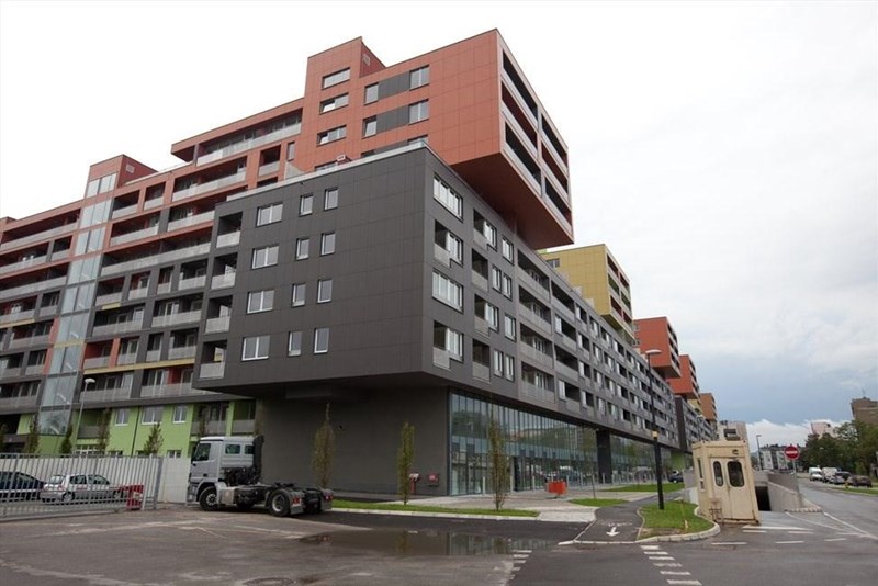 Še ena neuspešna dražba stanovanj v Celovških dvorih