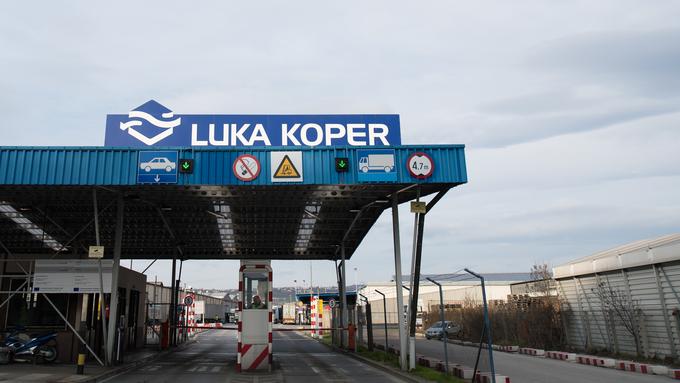Tri fronte v Luki Koper