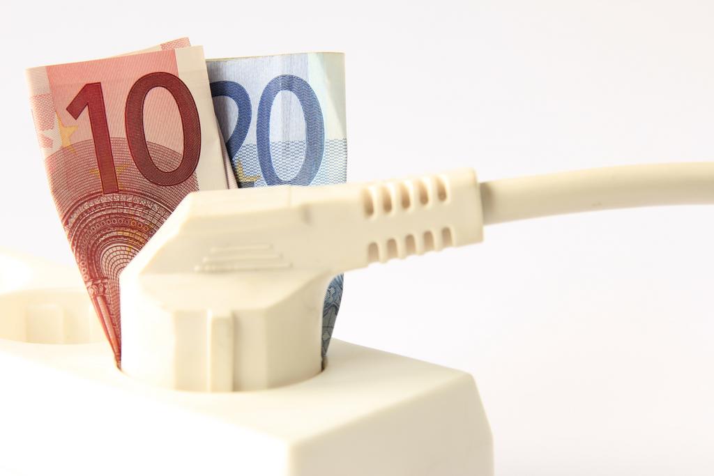 Koliko za elektriko plačujemo v Sloveniji in koliko v ostalih evropskih državah?