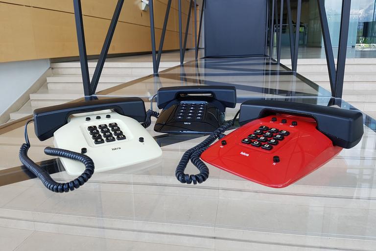 Izvirnik najbolj pogosto kopiranega telefona je – slovenski!