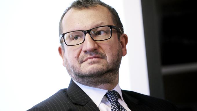 Bo peterica odprla vrata Hrvatom za naskok na slovensko pozavarovalnico?