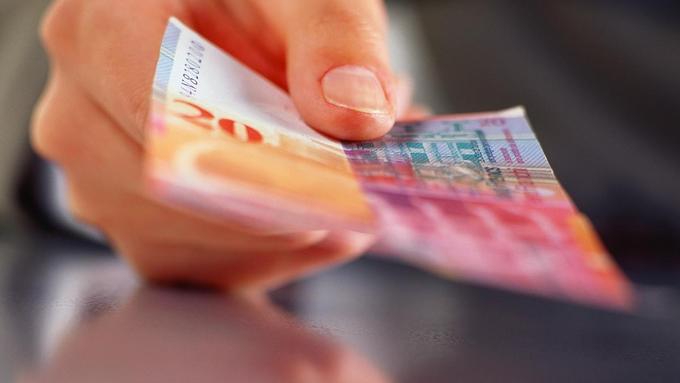 Sodišče EU: Banke morajo pri kreditih v tujih valutah predstaviti vsa tveganja